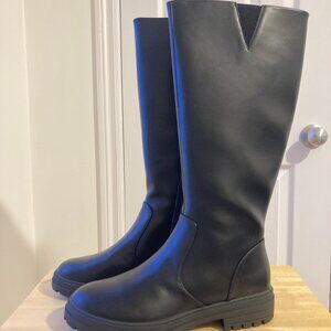 GAP Boots Women's Size 11 NWT